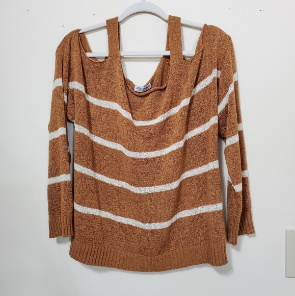 *SOLD Fashion Nova Mustard Cold Shoulder TopLarge - Picture 6 of 6